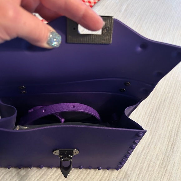 NWOT Vibrant Purple Studded Jelly  Shoulder/Satchel - Picture 8 of 8